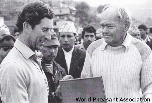 Bezoek ZKH Prins Charles aan zijn goede vriend Jimmy Roberts (WPA) in Pipar
